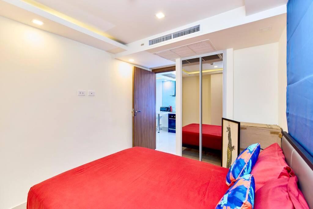 Appartamento Grand Avenue By Tech Pattaya Camera foto